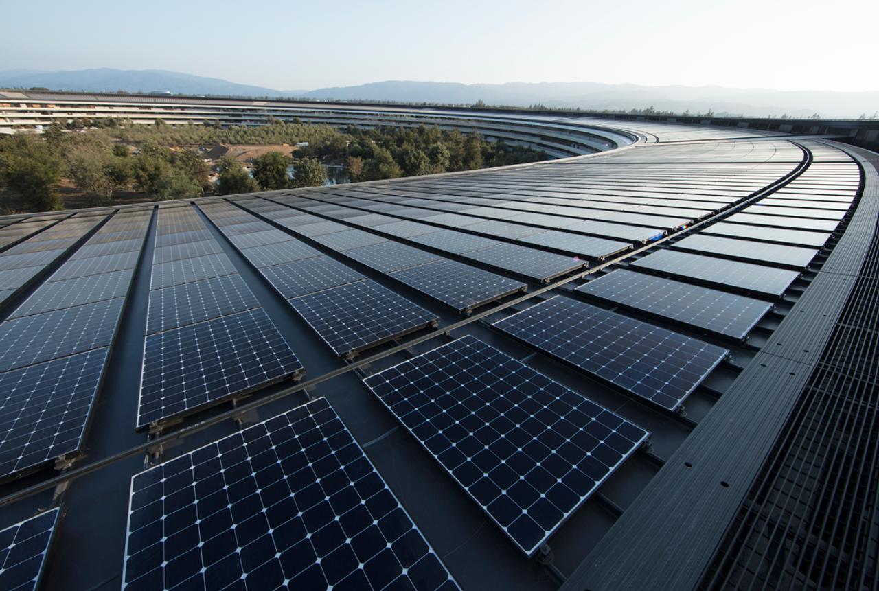 これは偉業。Apple、自社電力の100％を再生可能エネルギーでまかなっていると発表