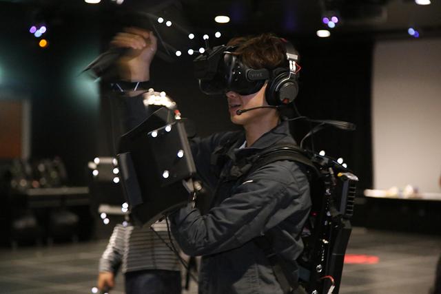 20180425gizmodo_vrzone_3B0A0964