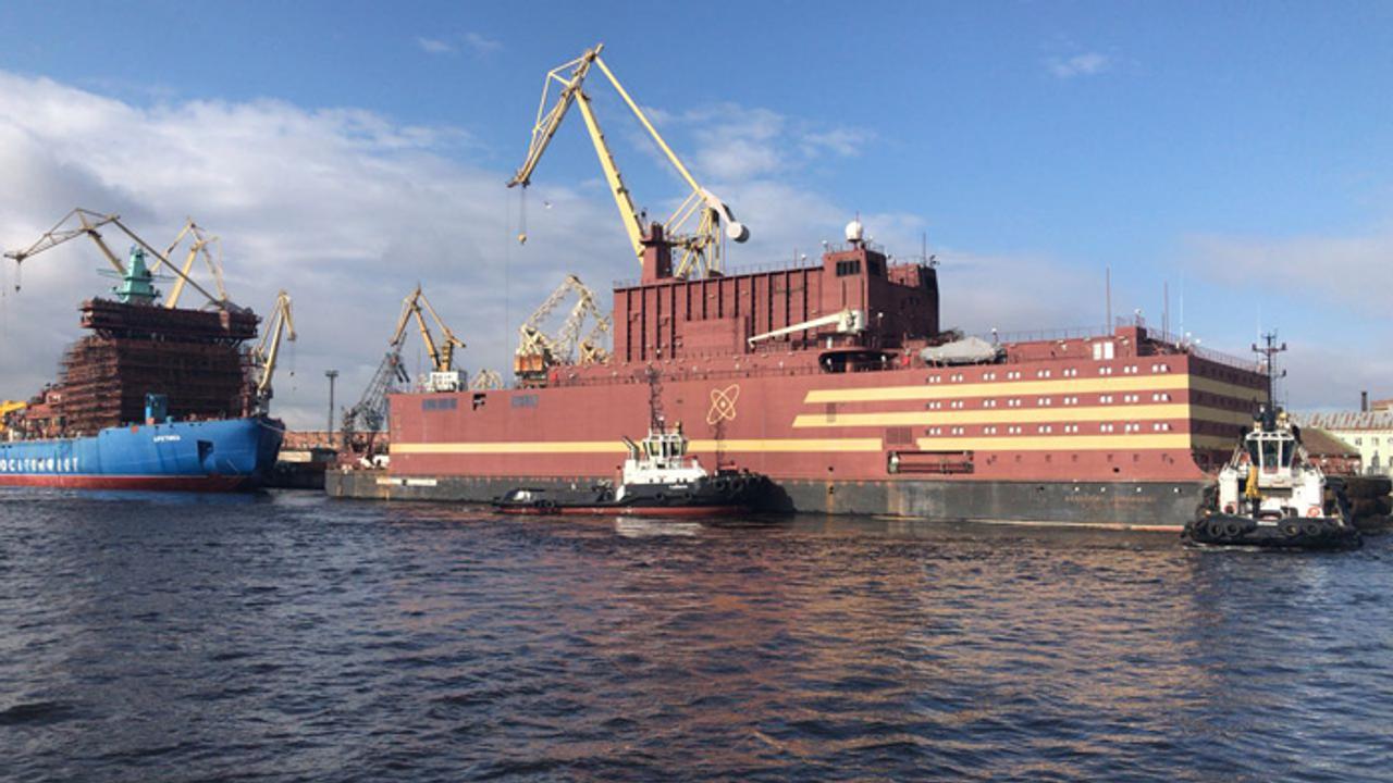 ロシアにて、海の上の原子力発電所｢アカデミック・ロモノソフ｣が完成