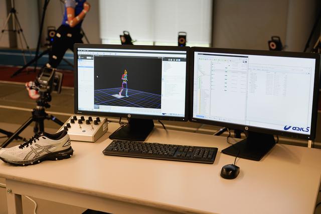 20180509gizmodo_asics__DSC1802