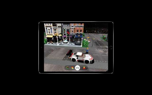 180605WWDC_Lego-06