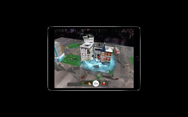 180605WWDC_Lego-08