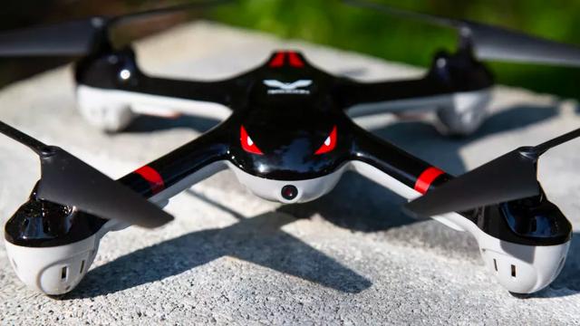 180618_drones_1