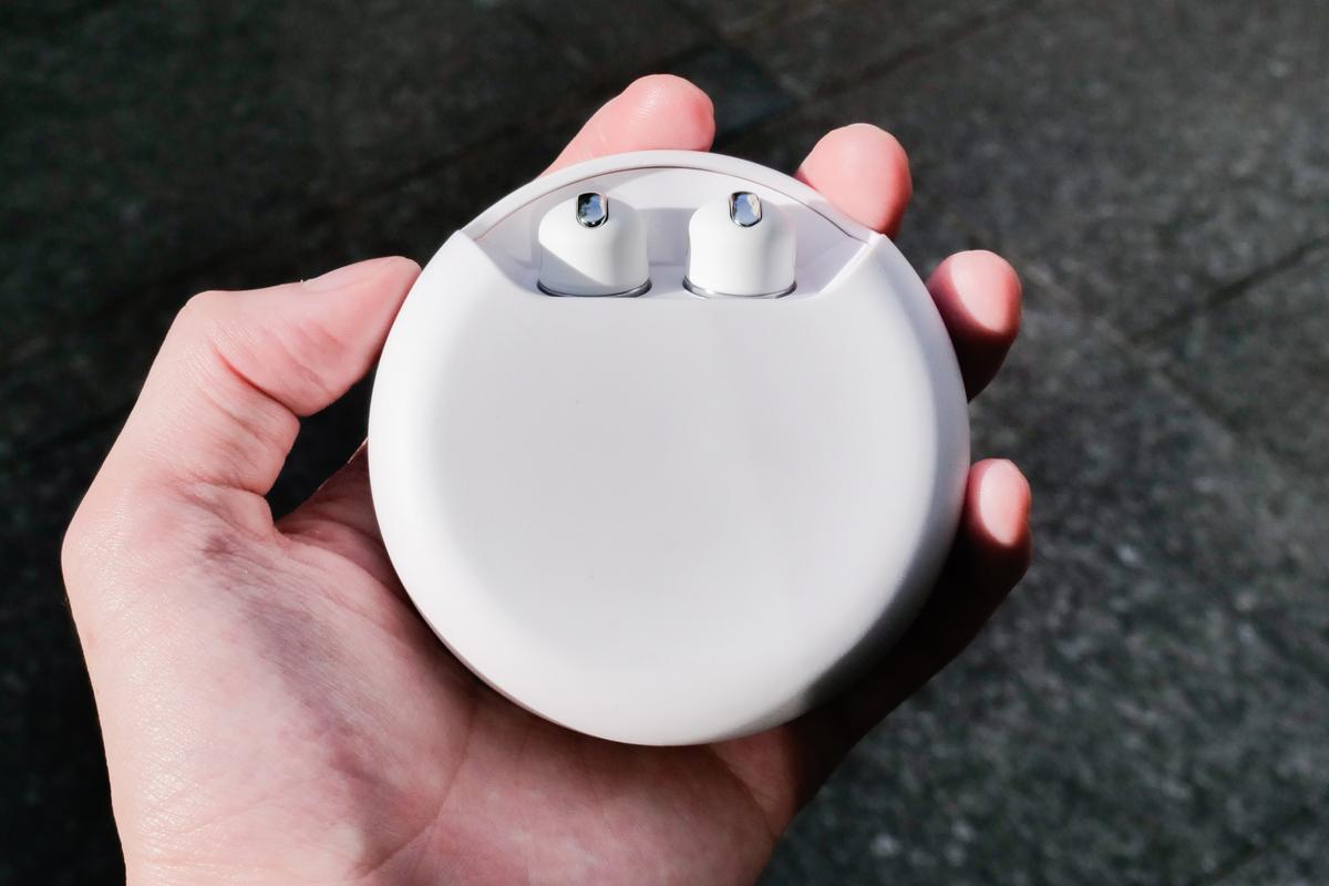 Yell Acoustic エールアコースティック 完全ワイヤレスイヤホン Air Twins エアーツインズ 2800mAhモバイルバッテリー機能,低反発イヤーピース付き AT9993 AT9994 AT9995