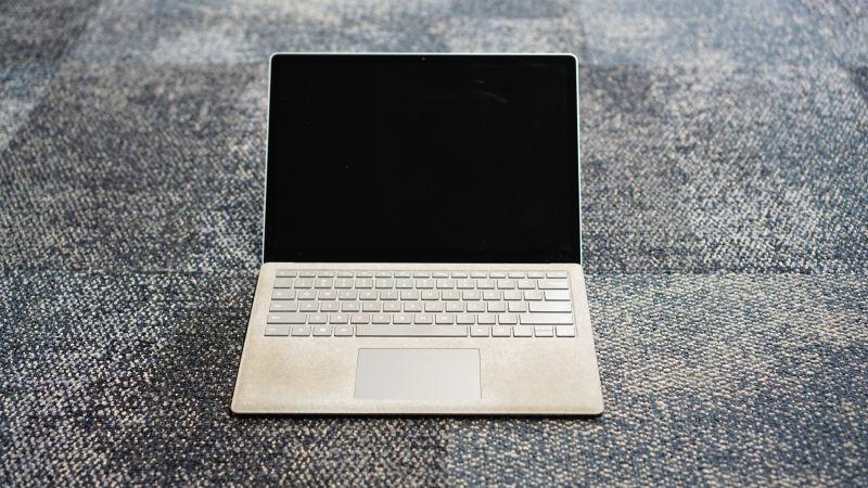 Surface Laptop 1年間レビュー：今でも満足、次世代も欲しいな | ギズモード・ジャパン