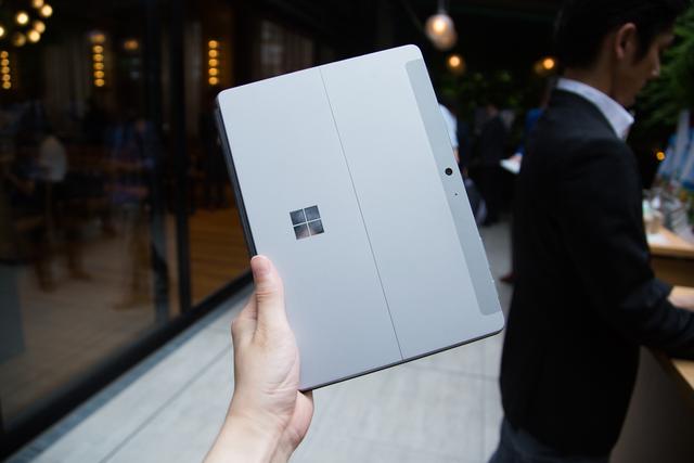 180711_surface_go-7846