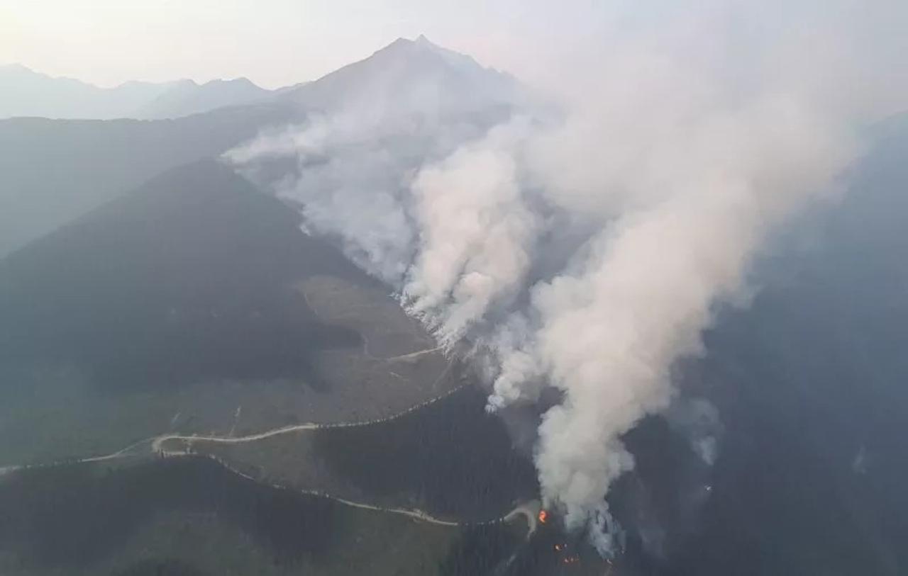 カナダで起きた山火事の煙、大西洋を越えてイギリスにまで達する