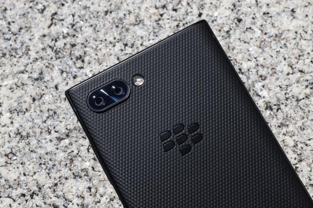 20180828gizmodo_blackberrykey2_IMG_7799