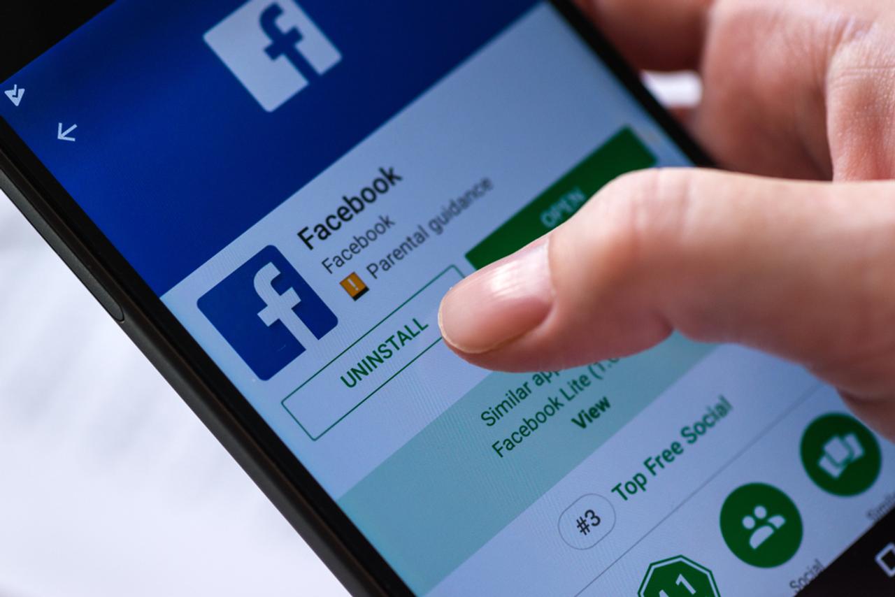 Facebook使ってる？アメリカ人の4人に1人はFacebookアプリをスマホから削除している