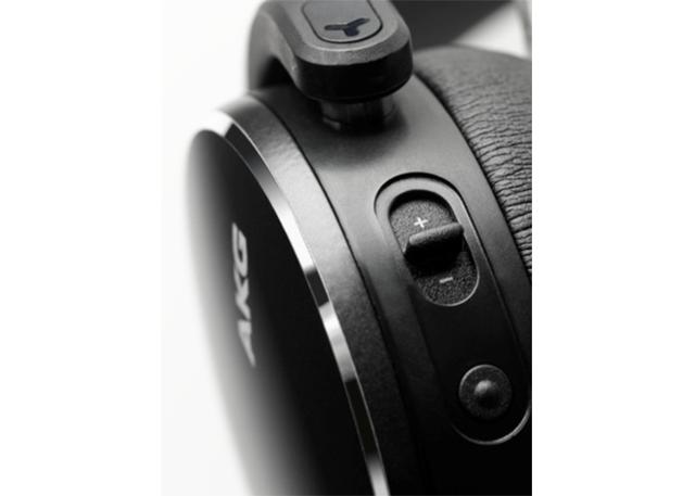 181001_akg_y500_wireless_2