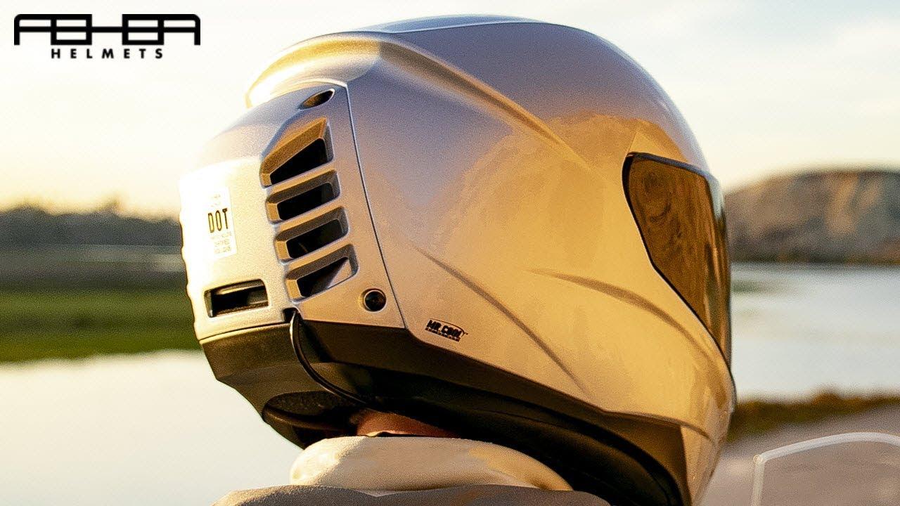 バイカー歓喜！世界初、エアコン付きバイク用ヘルメット