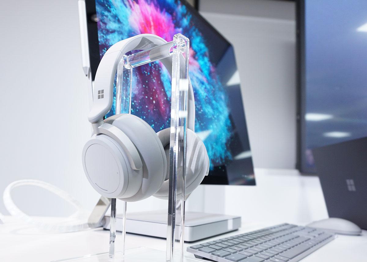 【在庫処分】 音楽向けヘッドホンとはキャラが違う：Surface Headphones ヘッドホン