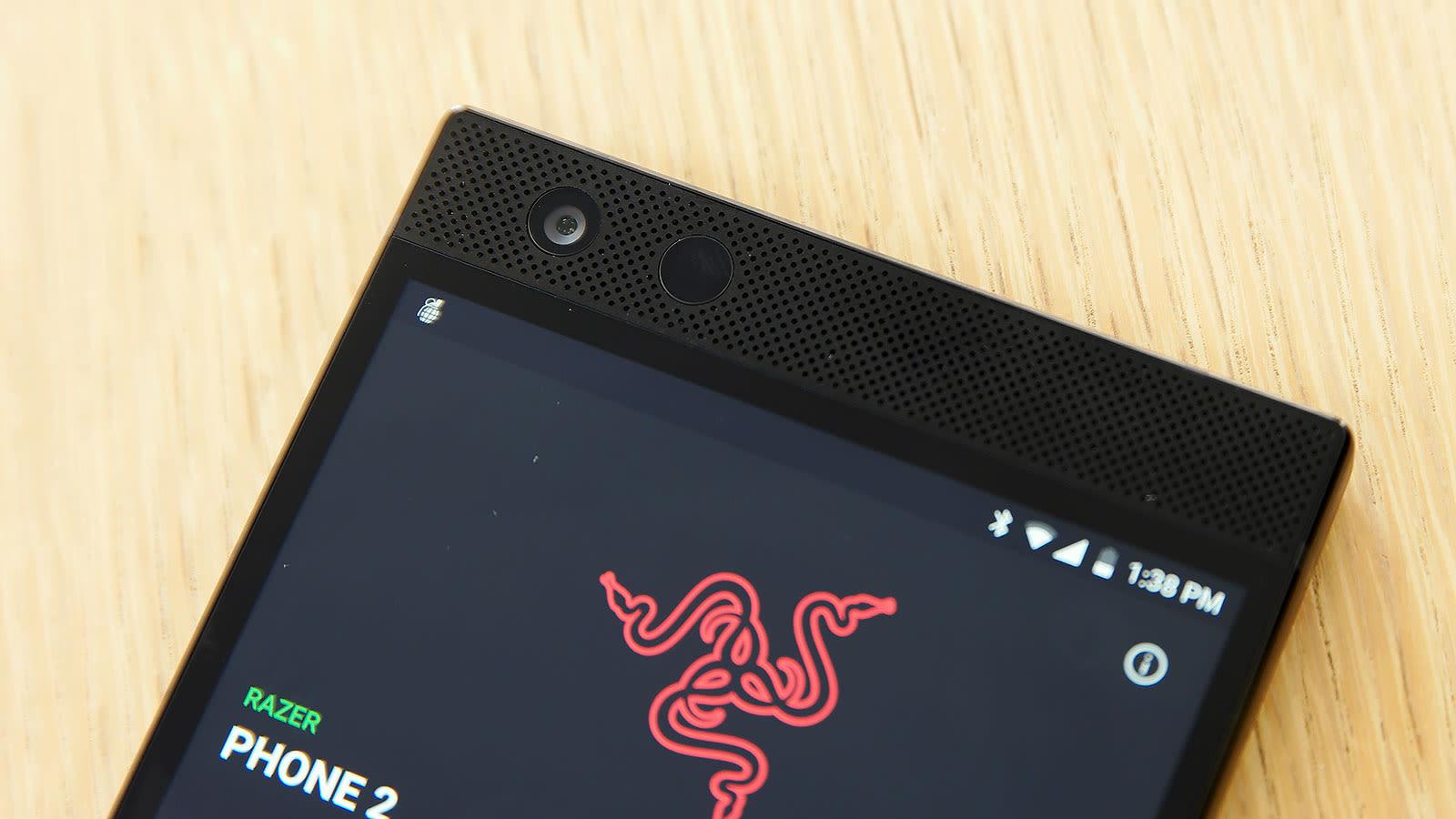 Razer Phone 2 ハンズオン：ゲーマー向けスマートフォン（RGBライトが