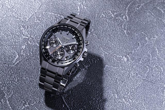 吸い込まれるような黒さ。ATTESAブラックチタン™は｢ダークモード｣にも  