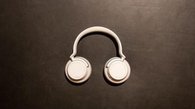 181119_microsoft_surface_headphones_review_1