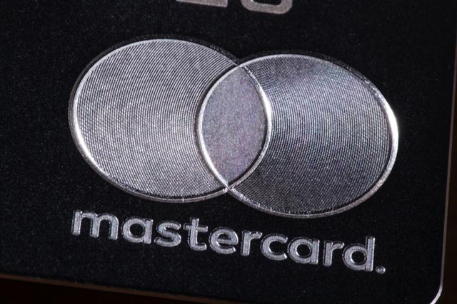 20181204gizmodo_luxurycard_IMG_4161