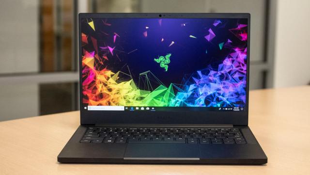 181210-razerbladestealth-5