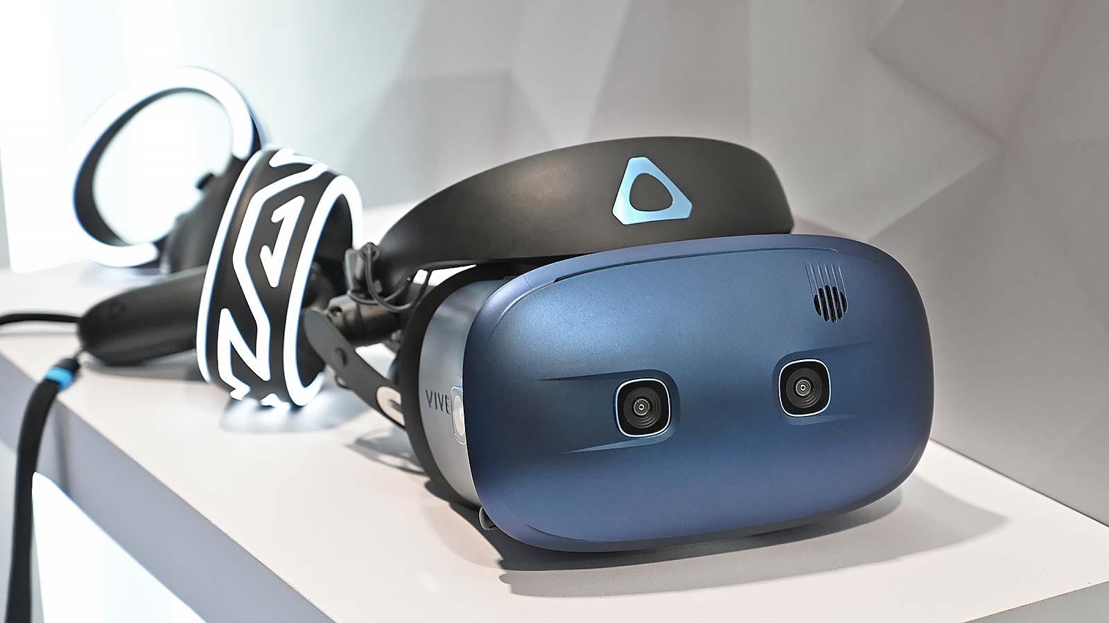 HTCの新ヘッドセット｢Vive Pro Eye｣ハンズオン：VRの次なる第一歩 