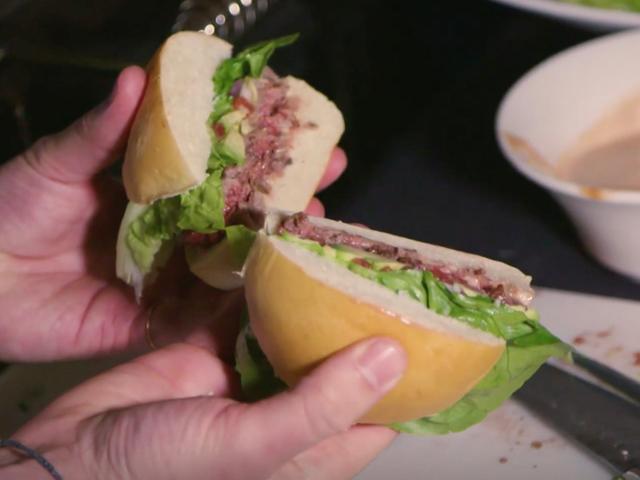 190110_fake_meat_burger_2