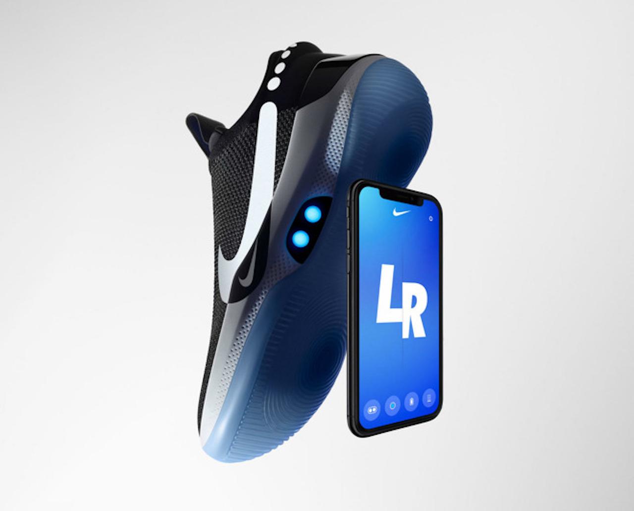 シューズ(男性用) NIKE ADAPT BB ナイキがヒモなし自動調整シューズ「Adapt BB」を従来の半額で