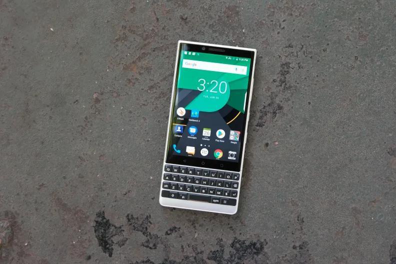 個性派のあなたへ…スマホをBlackBerry KEY2に替えて感動した物語