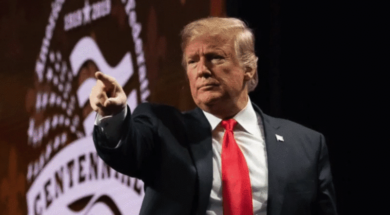 20190124gizmodo_trump