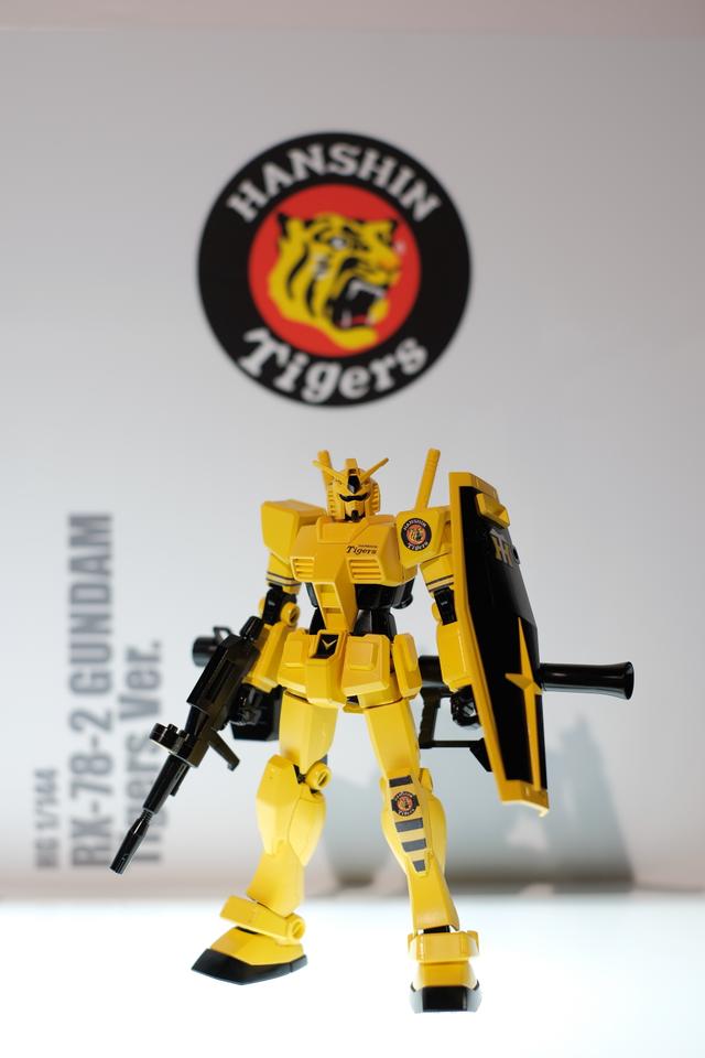 12球団&ユニクロコラボのガンプラを全部見せ。ガンプラ40周年