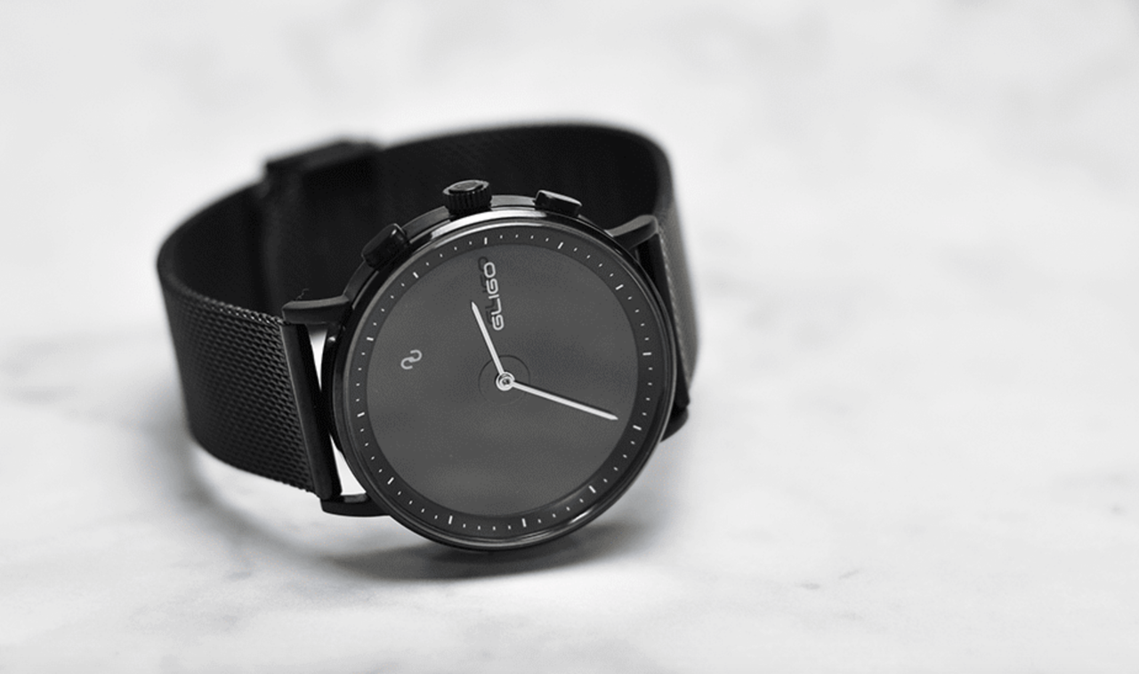 ☆未使用の状態☆GLIGO WATCH ONE E-INK スマートウォッチ | hufsha.co.il