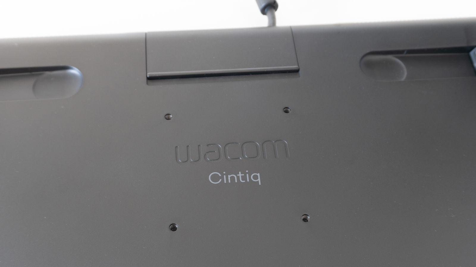 ワコム Cintiq 16レビュー:廉価ペンタブレットがiPadに勝る部分 ワコム Cintiq 16レビュー:廉価ペンタブレットがiPadに勝る部分