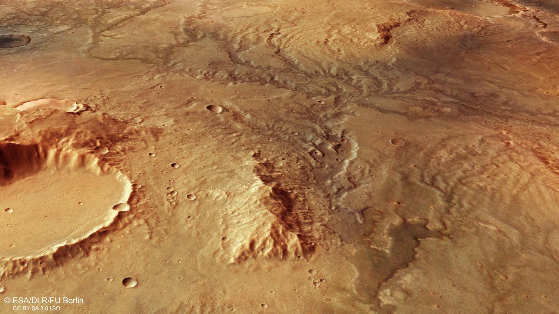 火星もかつては青かった。マーズ・エクスプレスから届いた太古の川の