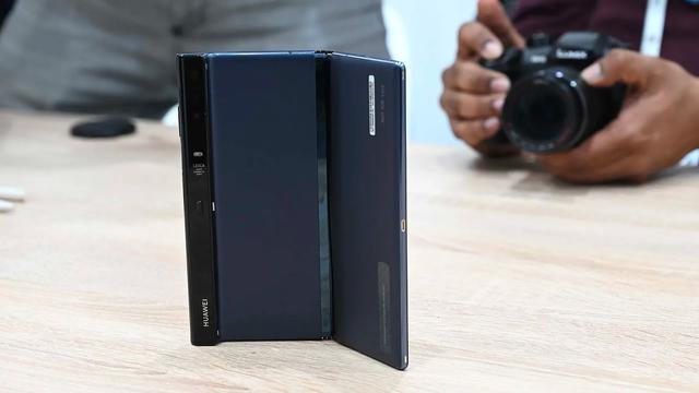 190301_huawei_mate_x_10