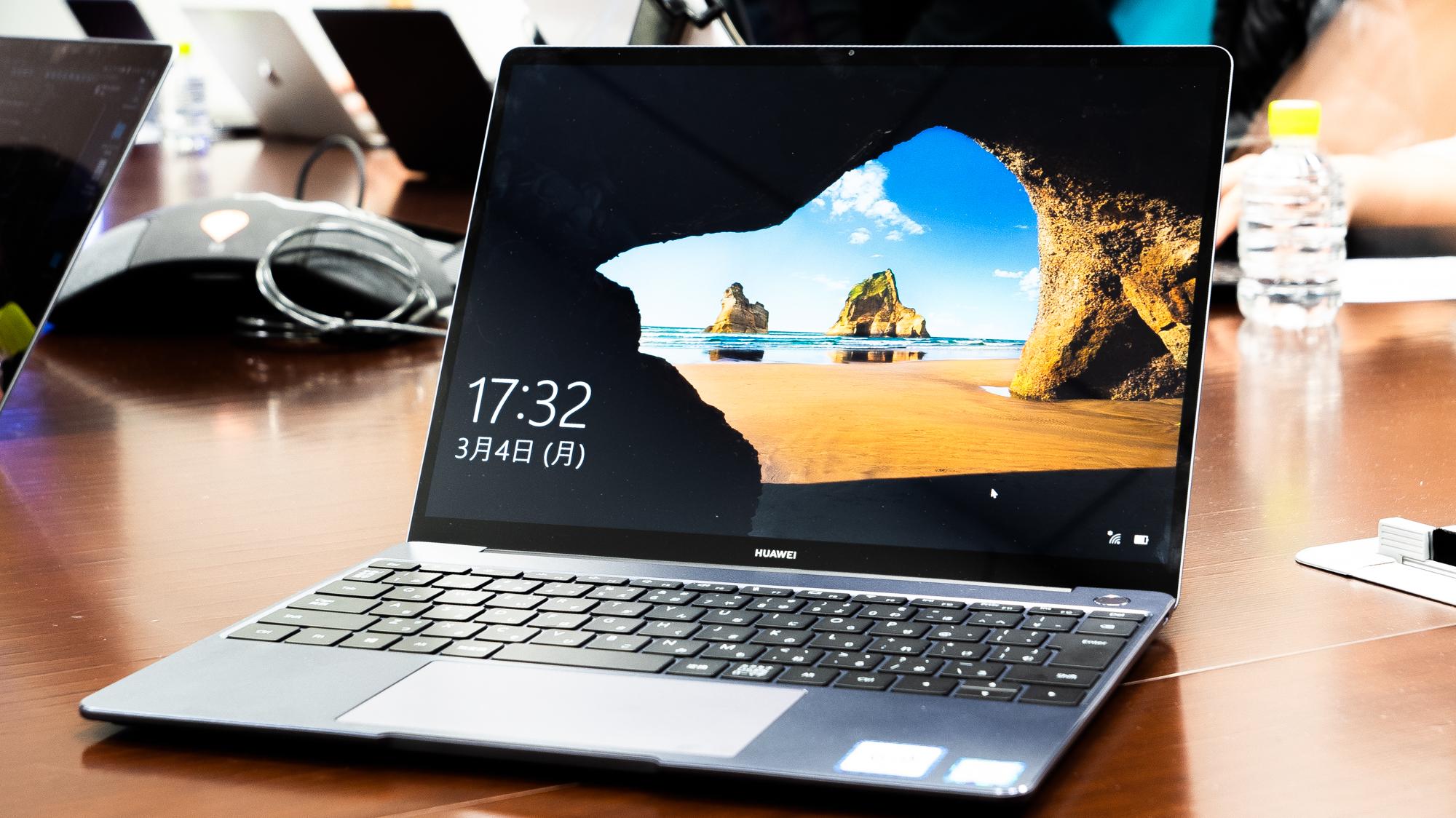 ASCII.jp：ファーウェイ「HUAWEI ノートパソコン 13 MateBook 【値下げ交渉可】HUAWEI MateBook Type-C 13」の拡張性、USB Windowsノート本体