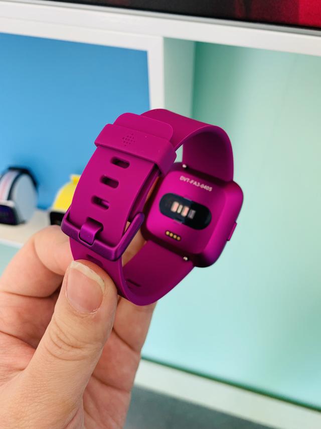 190314fitbitversa2