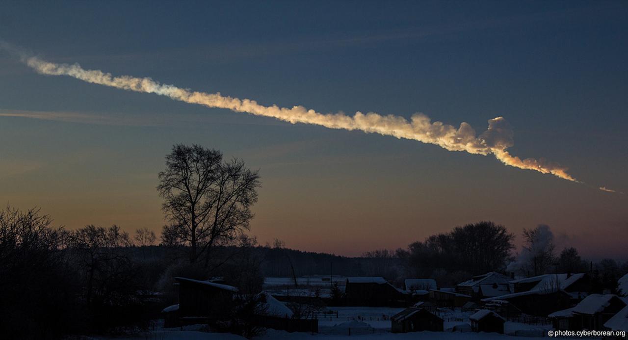 ここ30年で2番目に大きい隕石が落下 日本の ひまわり衛星 が直前のカラー写真を撮影していた ギズモード ジャパン