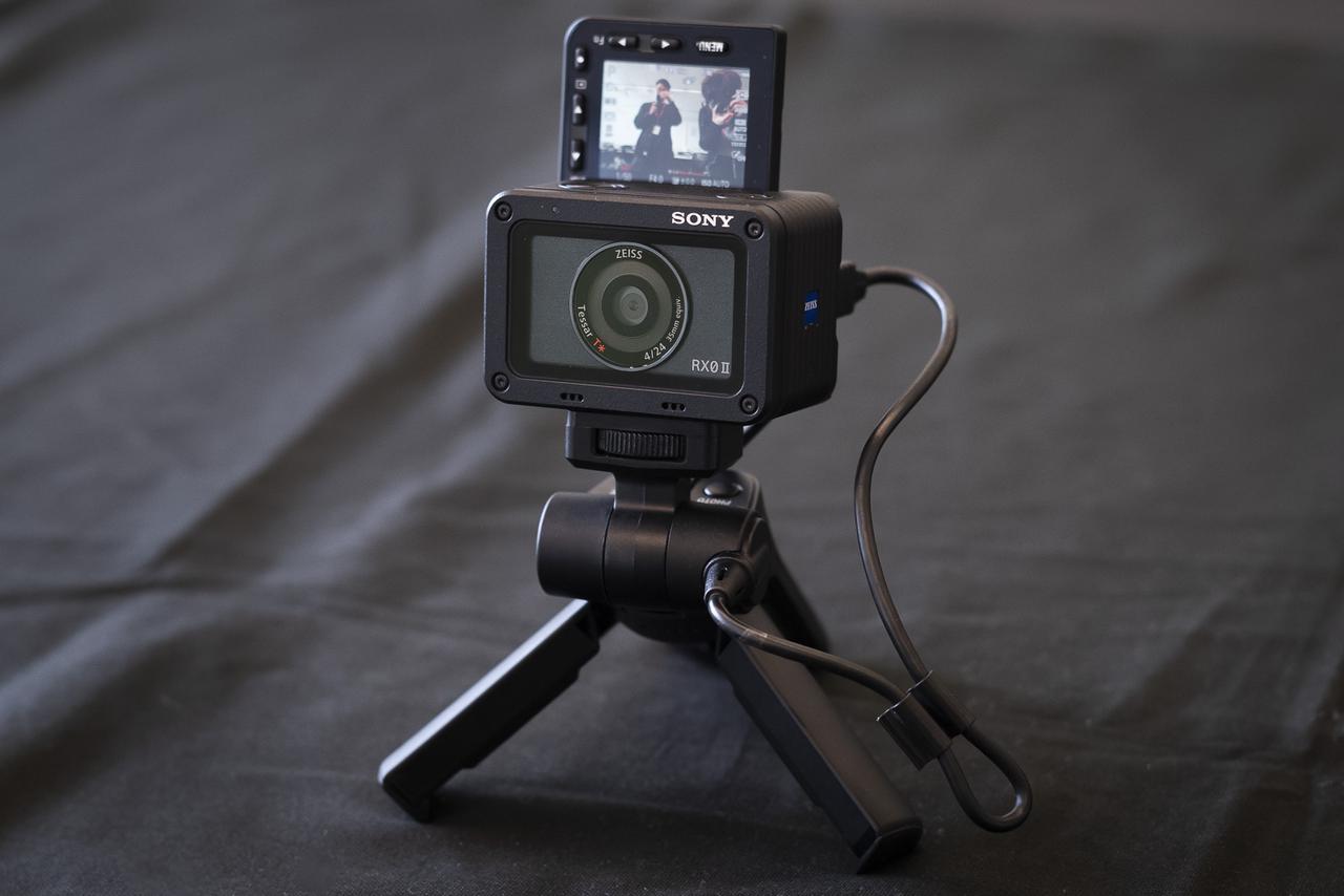 “無駄に欲しくなるカメラ”に新型登場。ソニー｢RX0II｣はYouTuberへの最短距離
