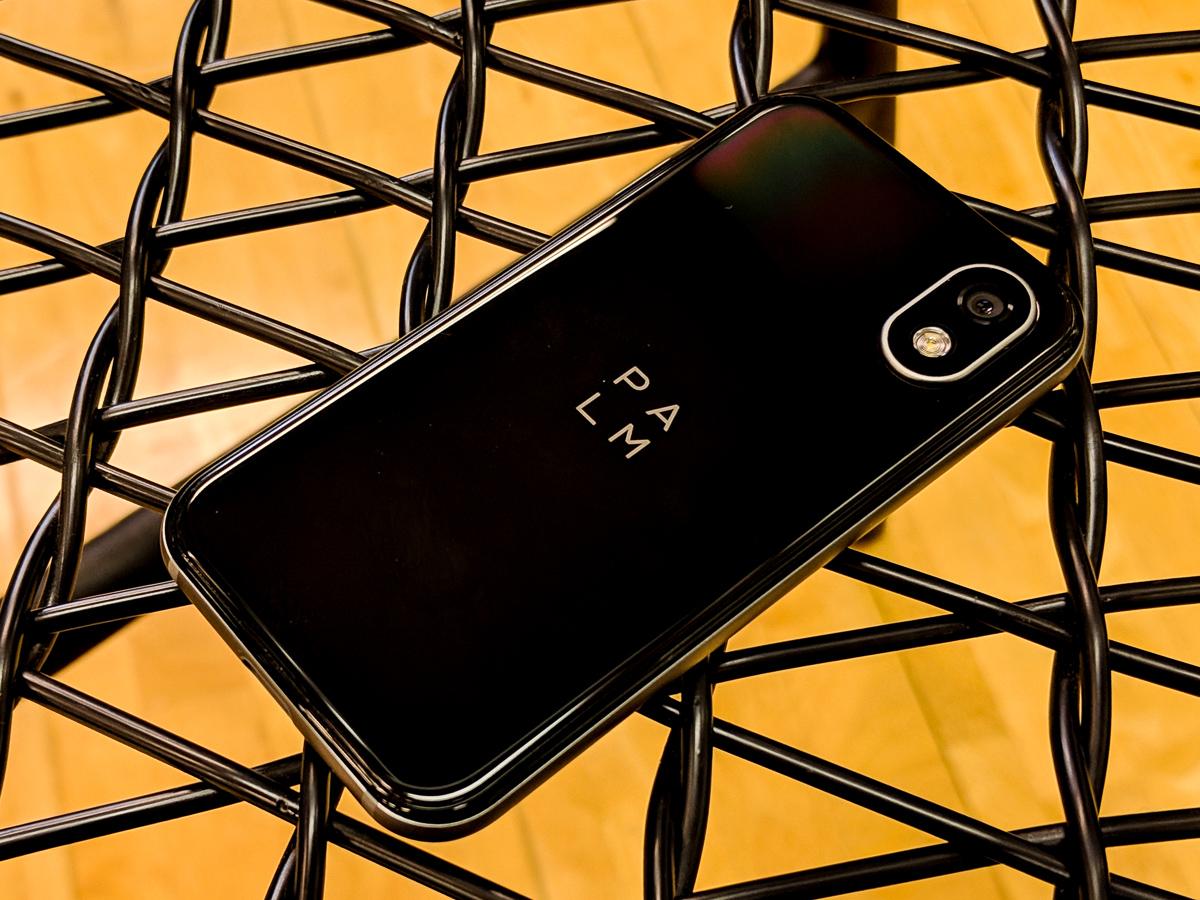 小さいスマホを探している人あつまれー! 「Palm」がSIMフリーで日本上陸 ...