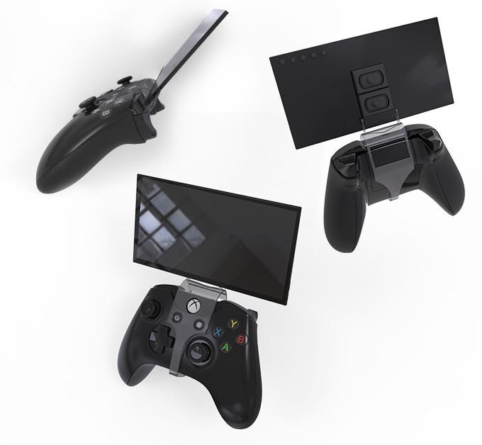 ゲームコントローラーに、ディスプレイをガッチンコ。手元ゲームの