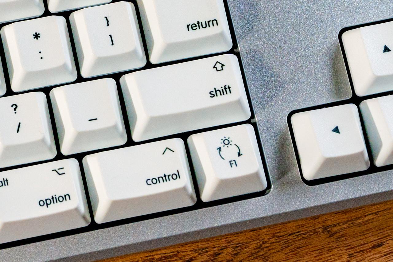 REALFORCE for Mac ハンズオン:Macユーザー待望の外付け REALFORCE for Mac ハンズオン:Macユーザー待望の外付け