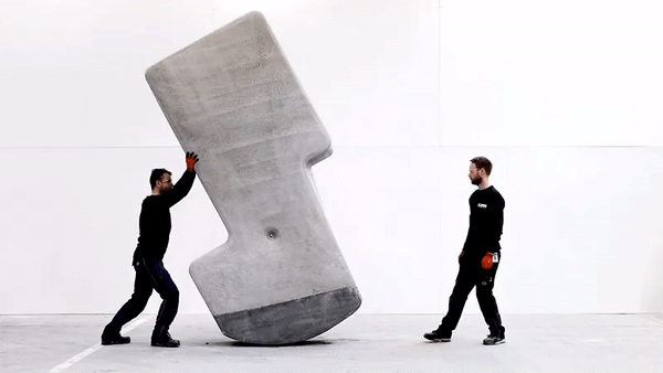 いざアドバンスド石器時代へ。MITの研究者が作った｢手で動かせる25トンのコンクリート・ブロック｣