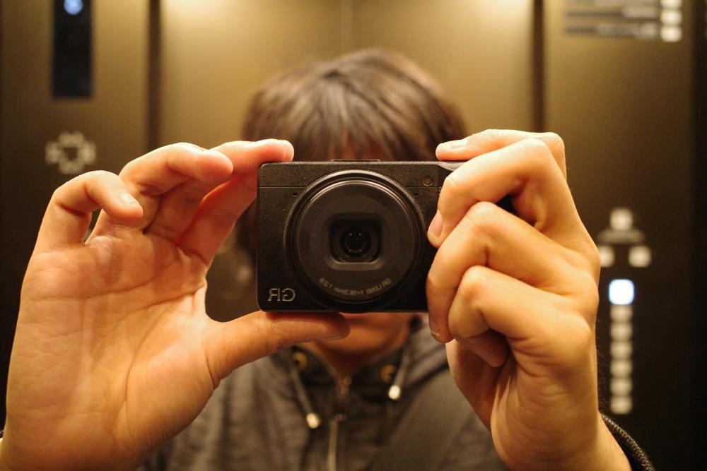 カメラ デジタルカメラ リコーのコンデジ｢GR III｣レビュー：ポケットに入って画質は本格的 