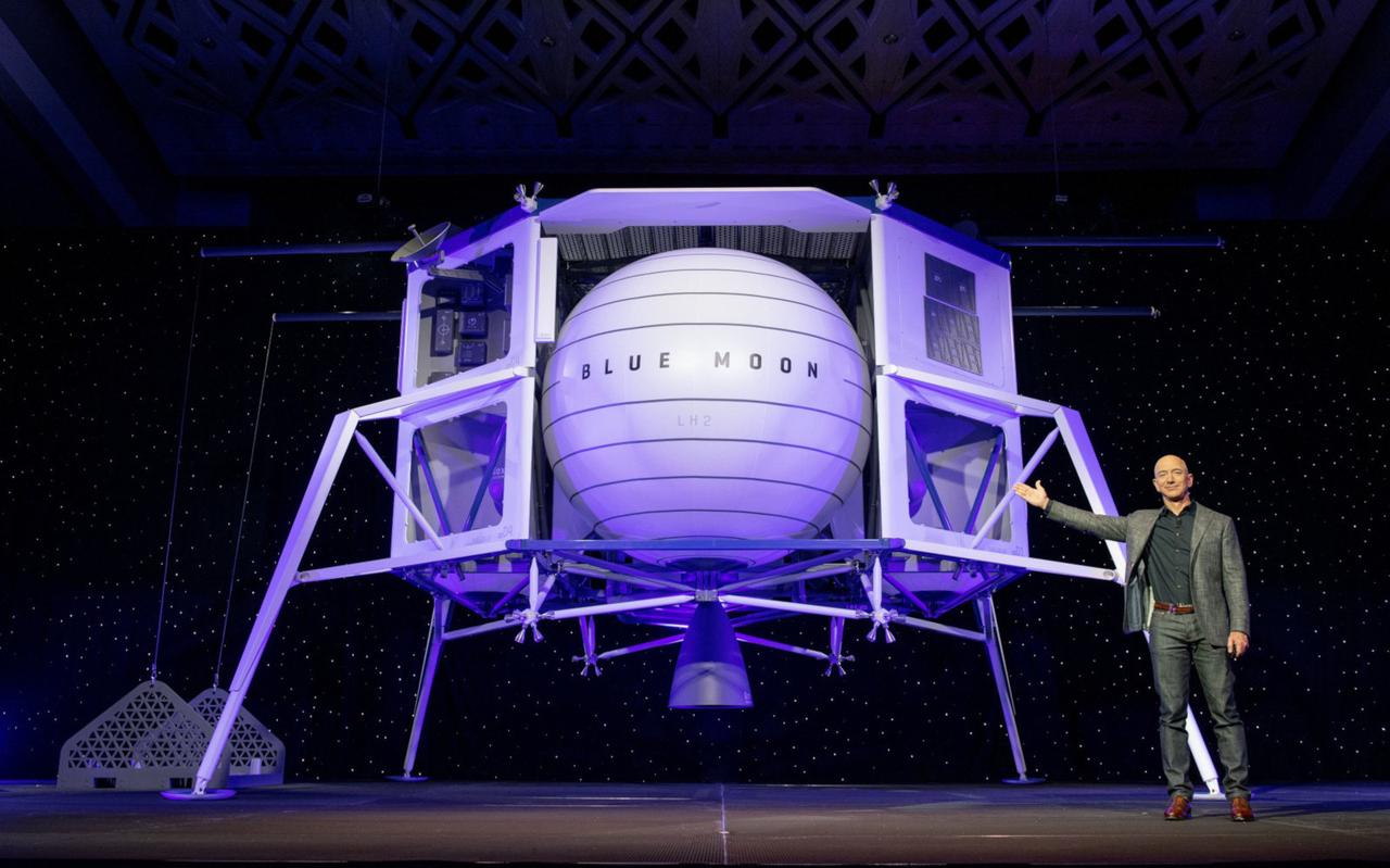 月面着陸船BLUE MOON！ Amazon CEOベゾスの宇宙事業Blue Originが発表。2024年までに月面の有人探査もしたい