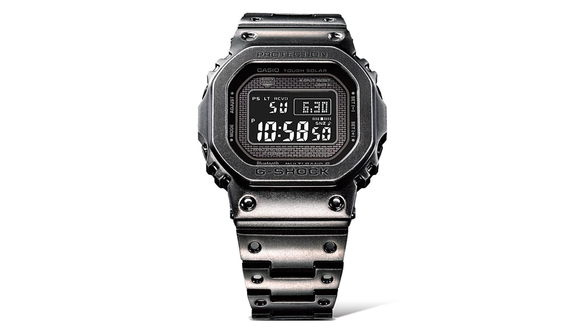 渋い…渋すぎる…。ガンメタリック・ステンレスのG-SHOCK｢GMW-B5000V