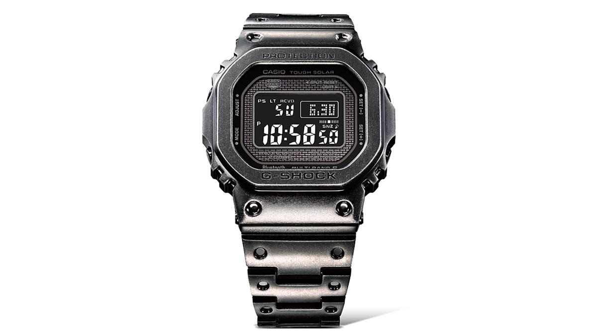 渋い…渋すぎる…。ガンメタリック・ステンレスのG-SHOCK「GMW-B5000V 