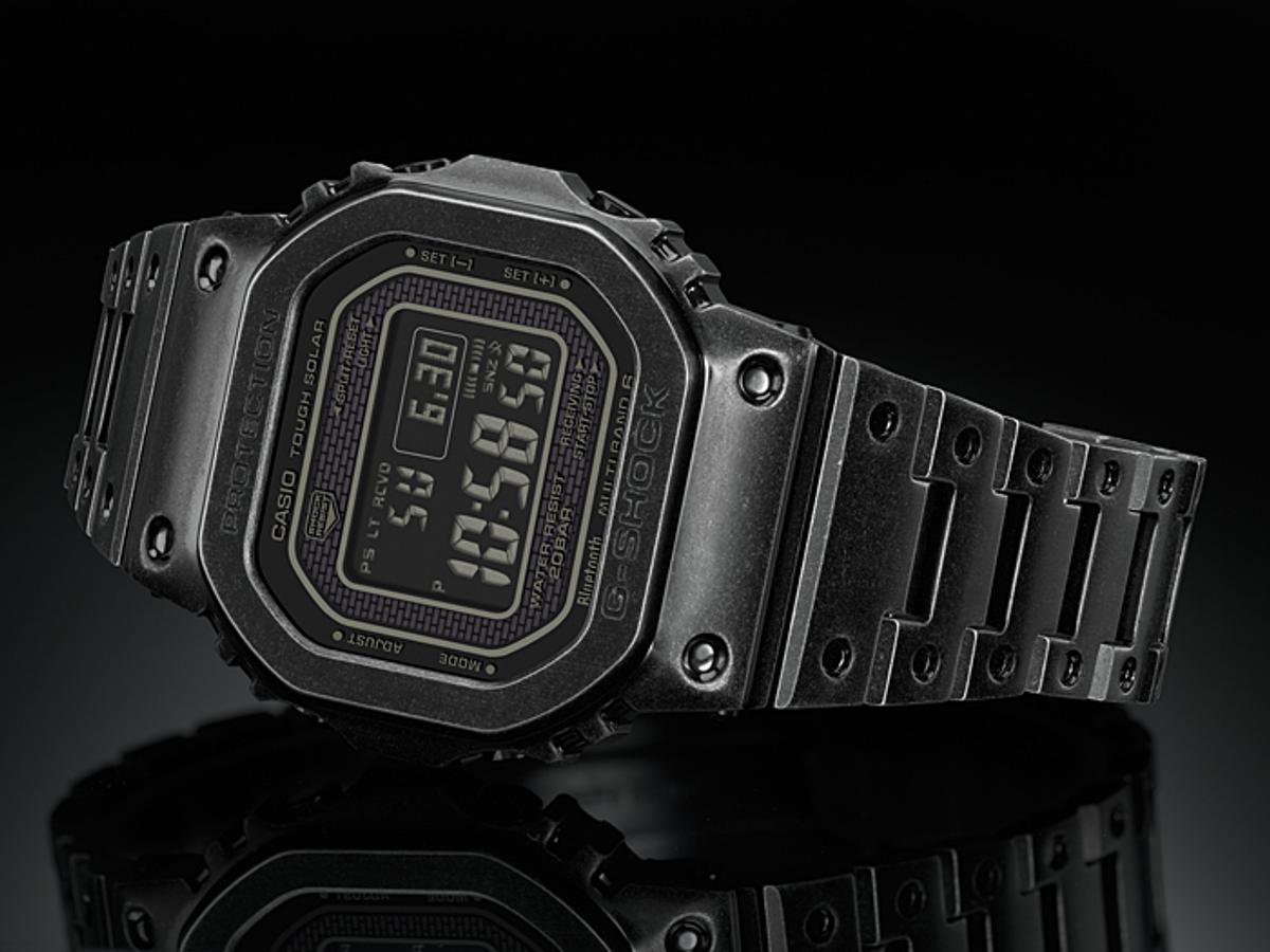 渋い…渋すぎる…。ガンメタリック・ステンレスのG-SHOCK「GMW-B5000V 