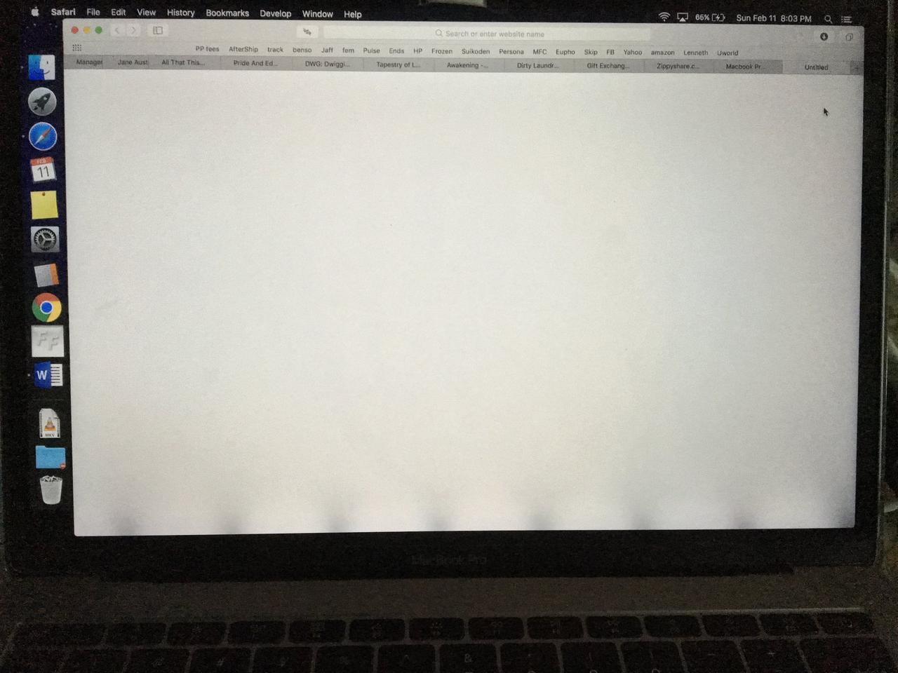 13インチMacBook Proの画面バックライト修理プログラムがスタート