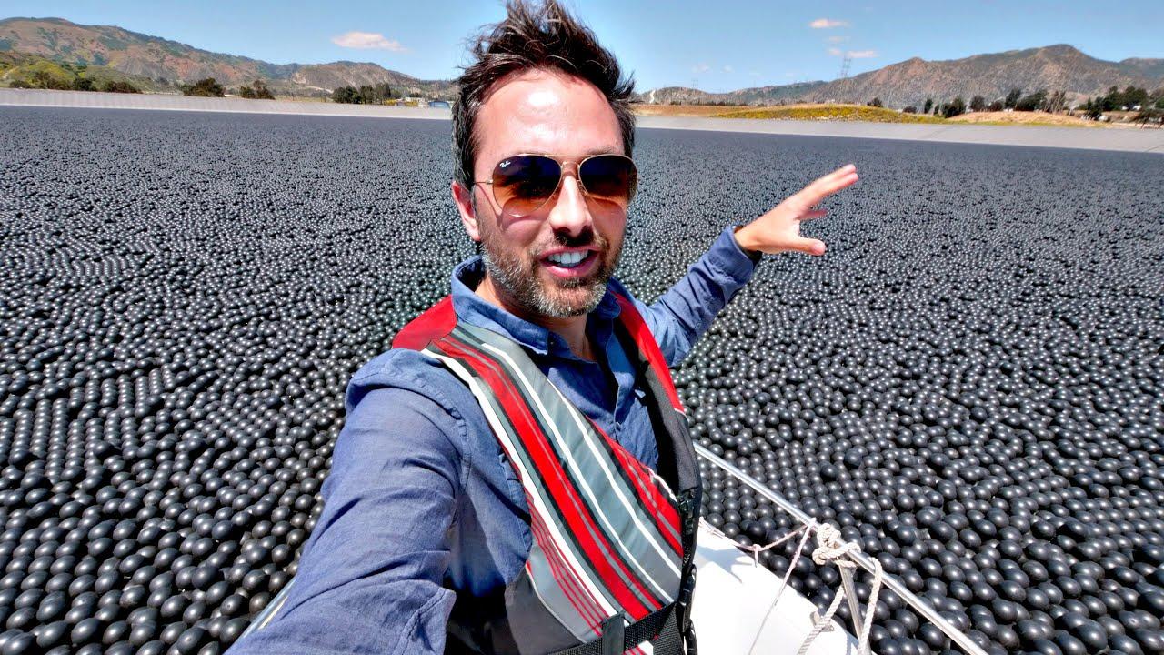 ロサンゼルスの貯水湖に96,000,000個の黒いボール。なんで？