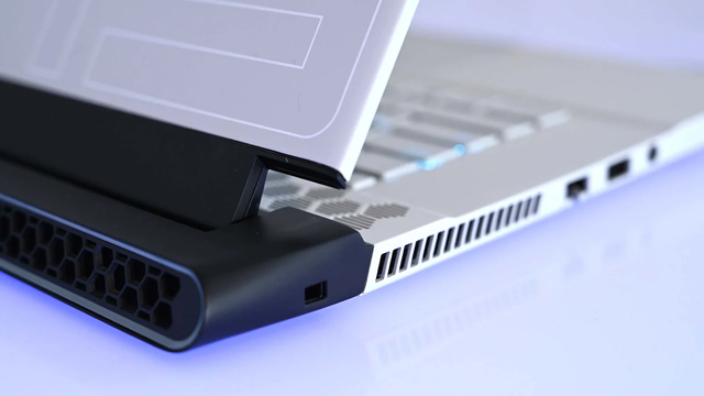 190530_alienware3