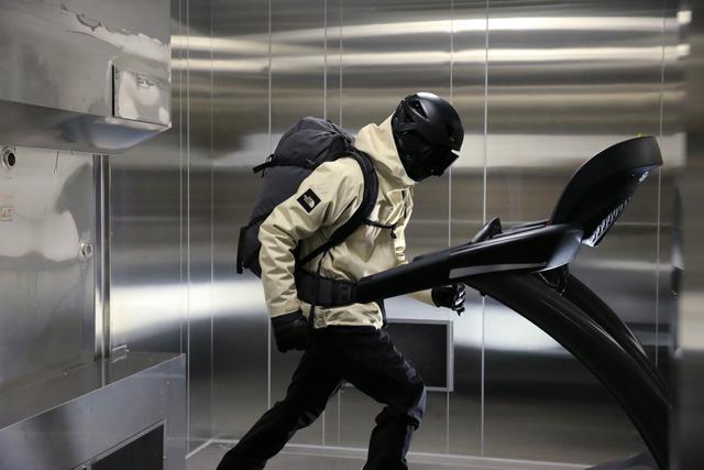 10_moonparka_proto2