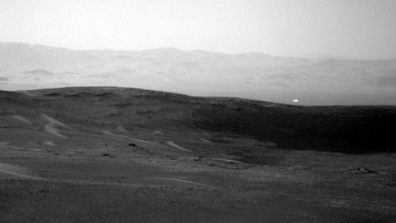 キュリオシティが火星で捉えた謎の発光体。その正体は…？
