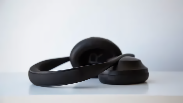 ワイヤレスヘッドホン「Bose NCH700」レビュー:ノイキャン王 ワイヤレスヘッドホン「Bose NCH700」レビュー:ノイキャン王